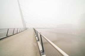 Фотообои Мост в тумане